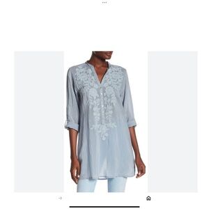 Johnny Was Size Small Light Blue Floral Embroidered Tunic Blouse Casual Boho